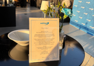 Asitur refuerza la cercanía con sus clientes en los Afterworks 2026